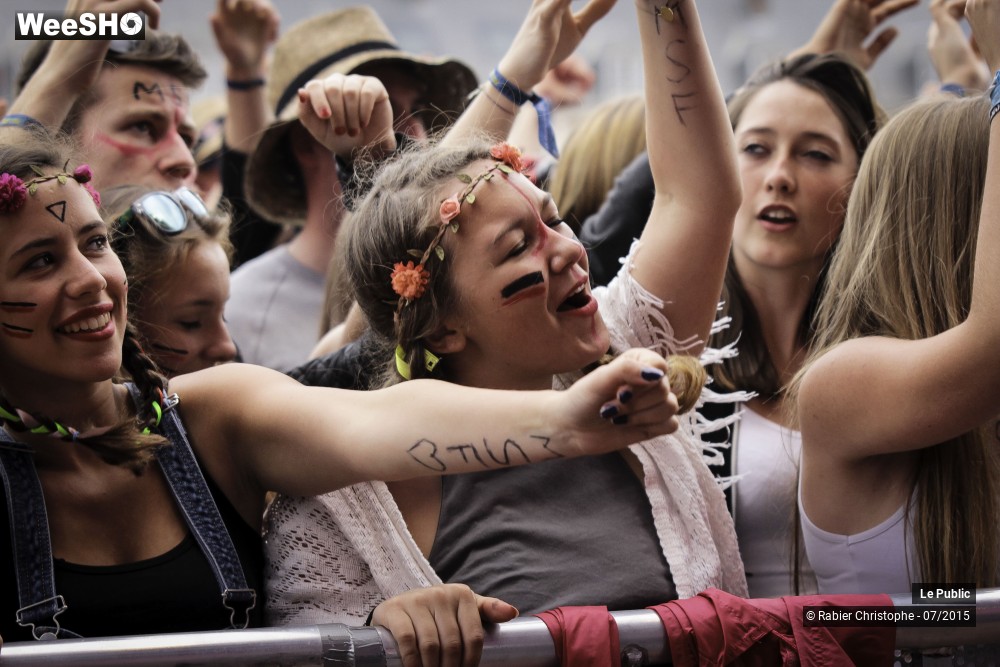 7/42 photos du spectacle Main Square 2015 Ambiance J3