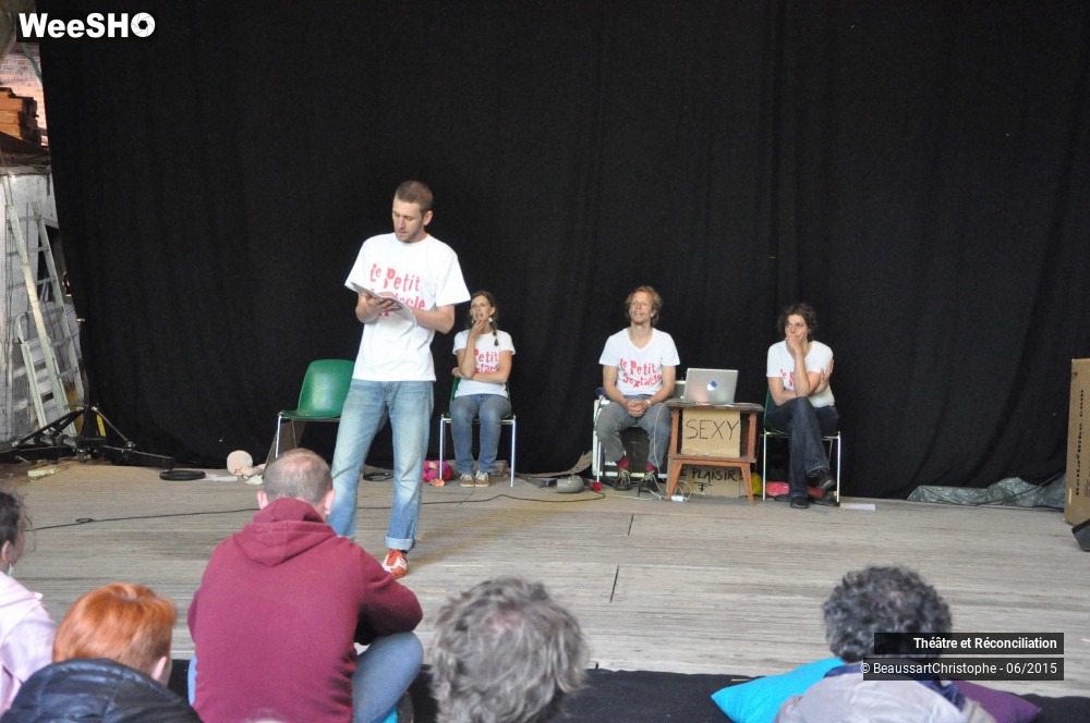 21/26 photos du spectacle Le Petit Sextacle