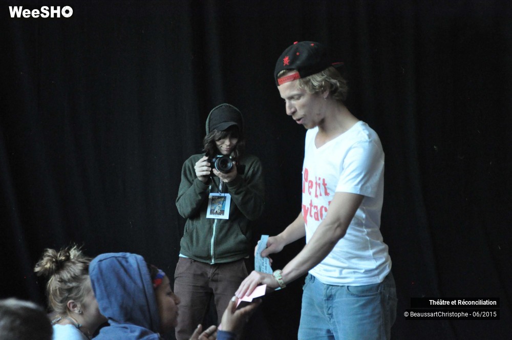 26/26 photos du spectacle Le Petit Sextacle
