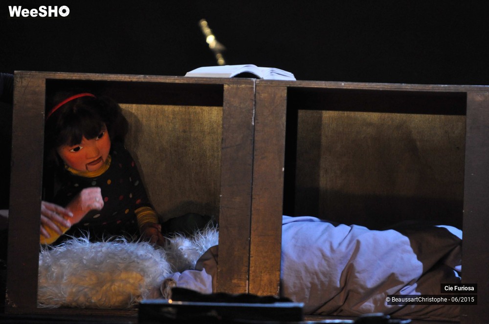 15/23 photos du spectacle Petit éloge de la désobéissance