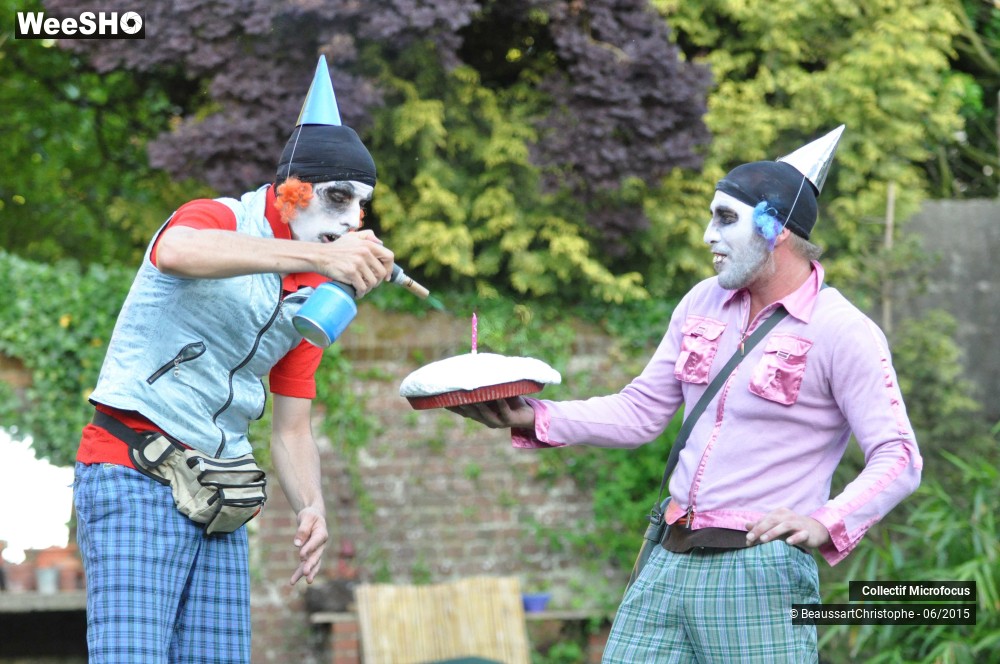 15/32 photos du spectacle Un jour par terre