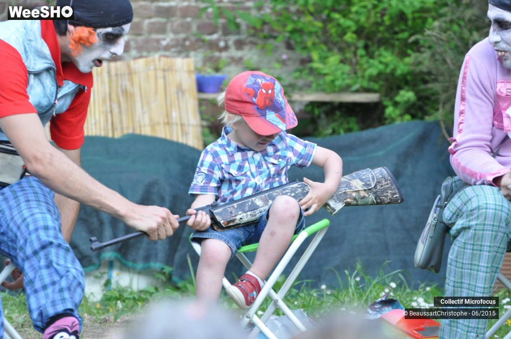 19/32 photos du spectacle Un jour par terre