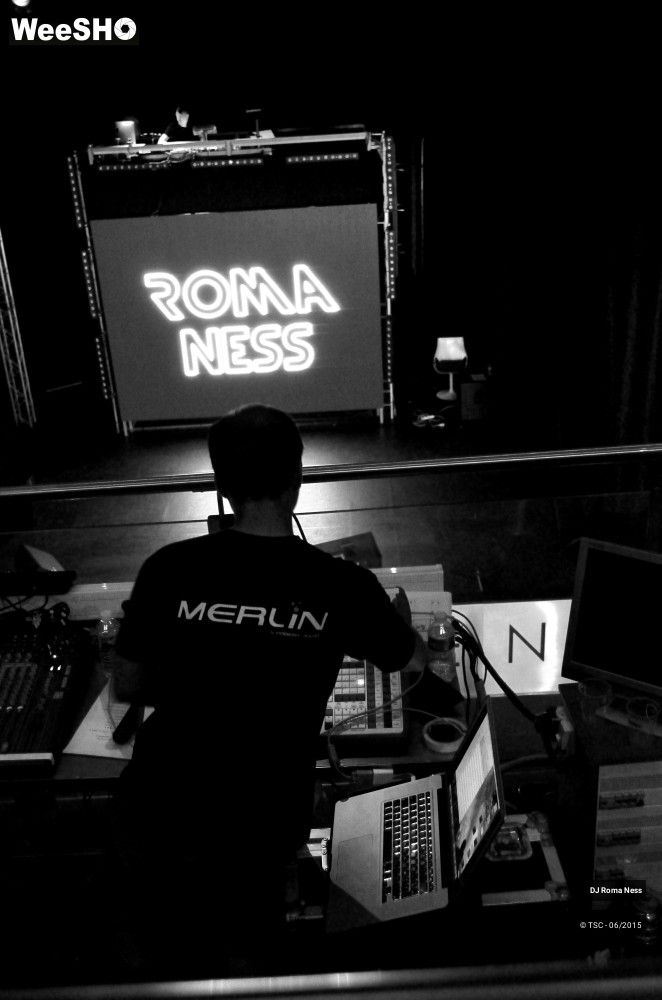 8/9 photos du spectacle DJ Roma Ness