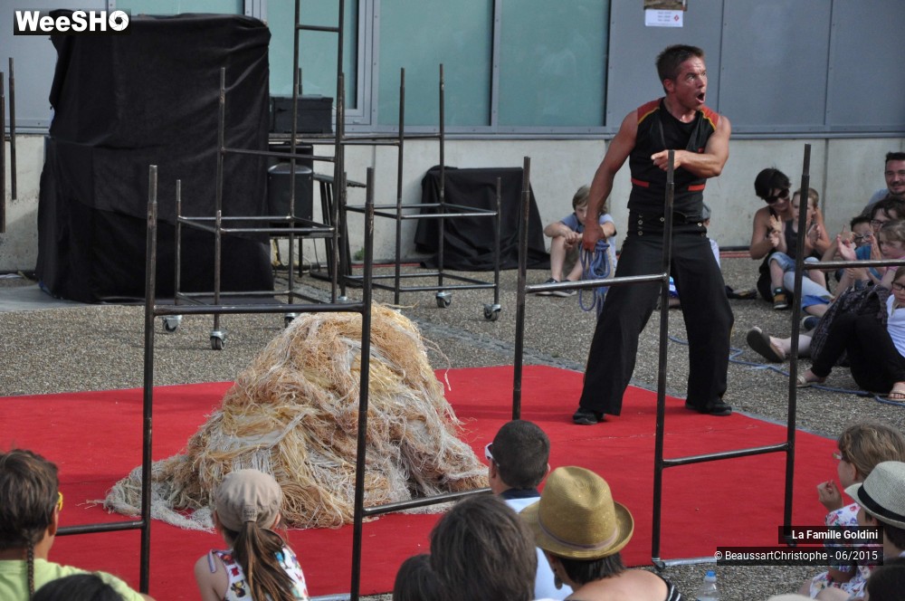 9/38 photos du spectacle Du plomb dans le gaz