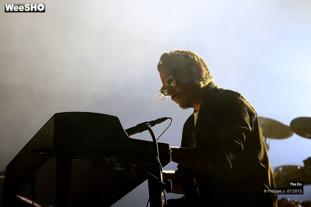 27/45 photos du spectacle The Dø