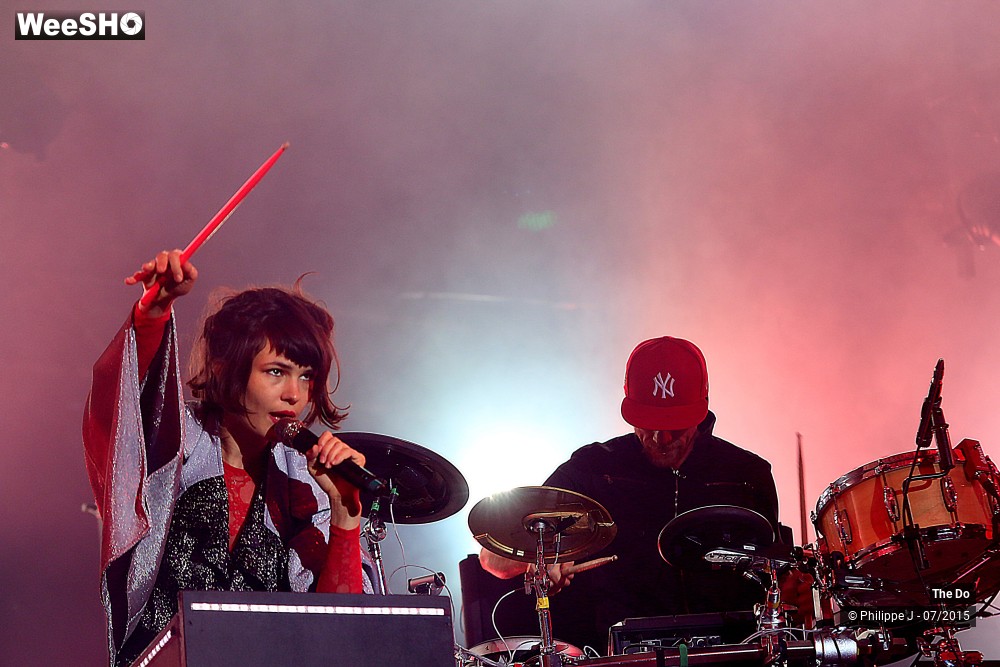 45/45 photos du spectacle The Dø