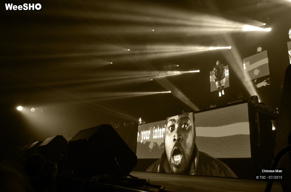 8/11 photos du spectacle Chinese Man