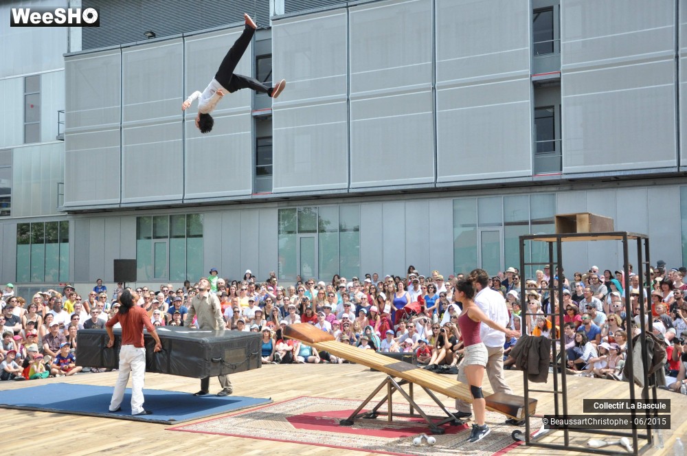 25/35 photos du spectacle Rien N'est Moins Sûr (mais c'est une piste)