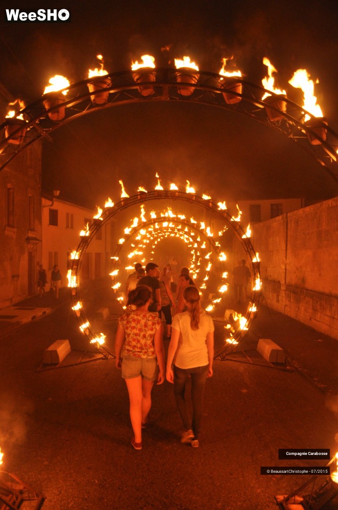 25/37 photos du spectacle Installations de feu