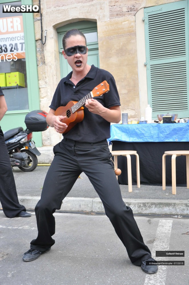 40/41 photos du spectacle Le Tour de Chant de l'Intruse