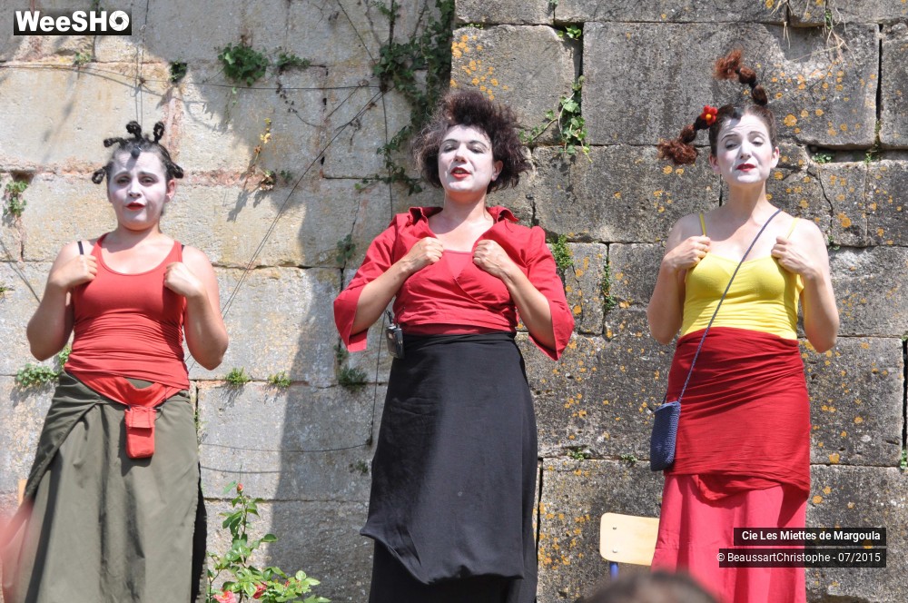 12/43 photos du spectacle Les Miettes de Margoula