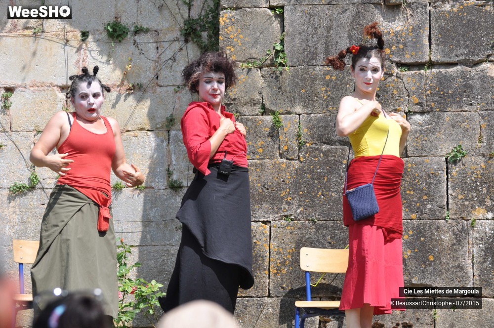 13/43 photos du spectacle Les Miettes de Margoula