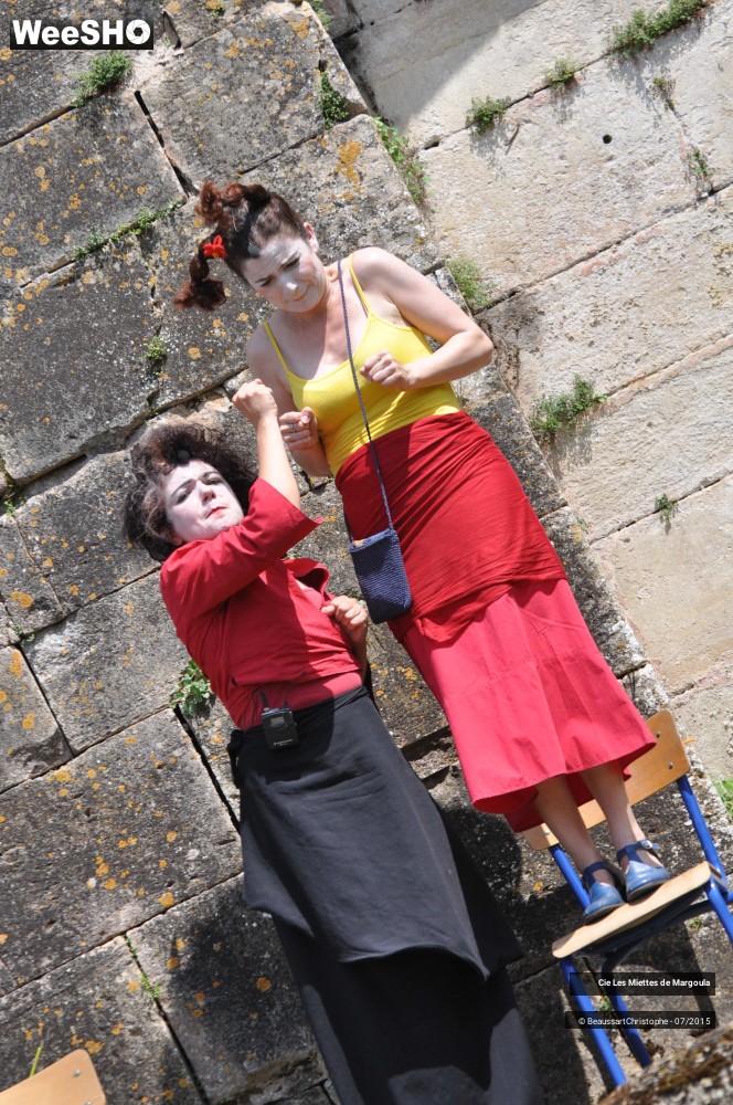 43/43 photos du spectacle Les Miettes de Margoula