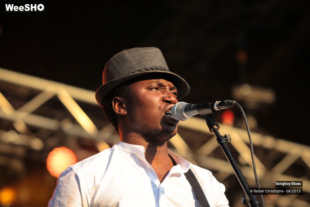 27/32 photos du spectacle Songhoy Blues