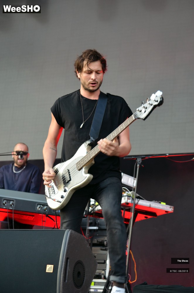 2/15 photos du spectacle The Shoes