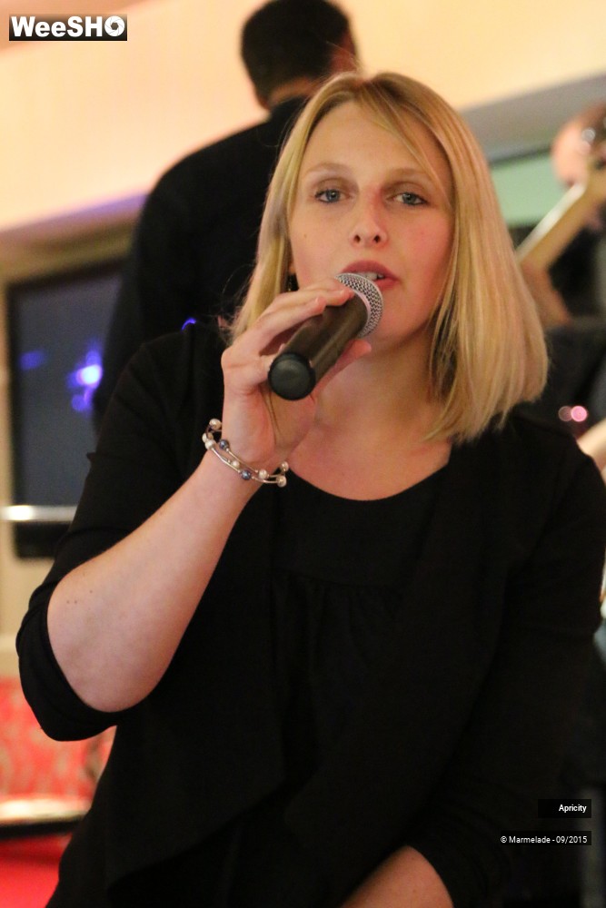 6/30 photos du spectacle Apricity