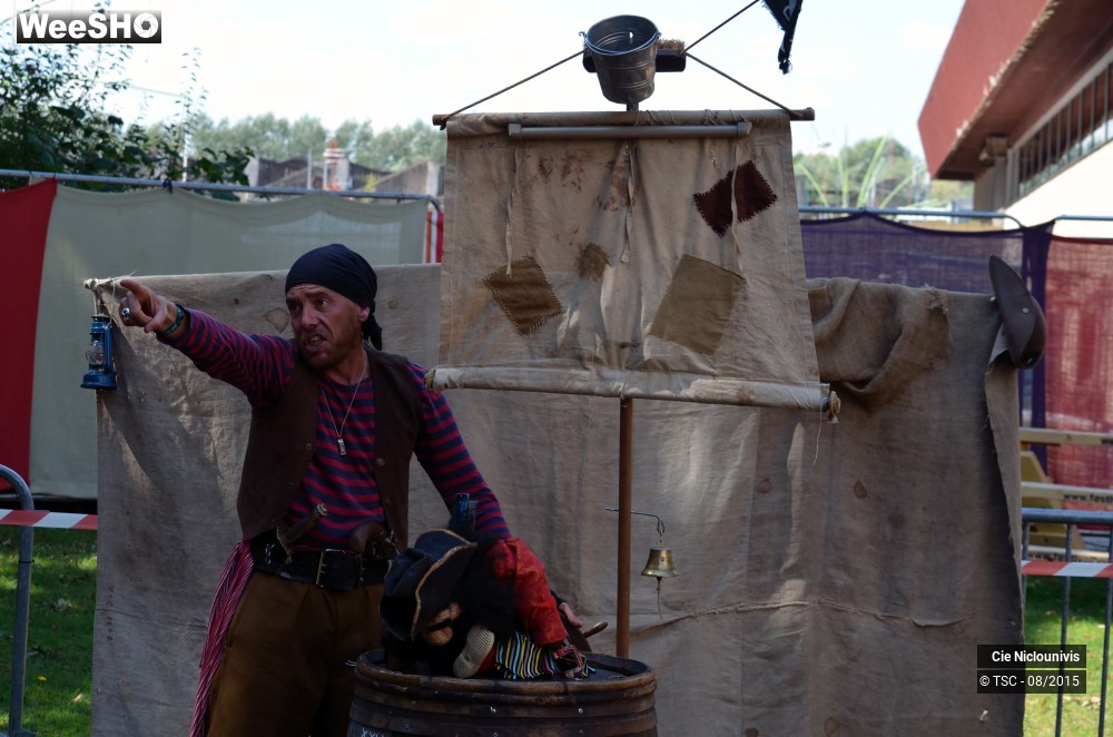 2/6 photos du spectacle La véritable histoire du terrible Barbe-noire