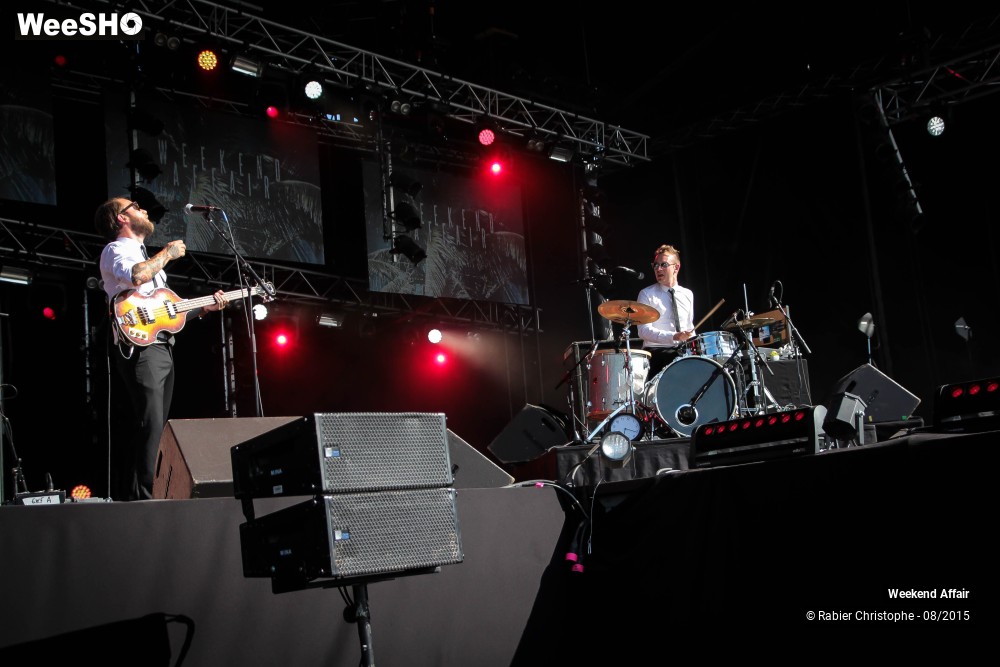 26/27 photos du spectacle Weekend Affair