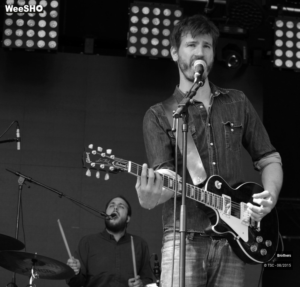 8/12 photos du spectacle Brothers