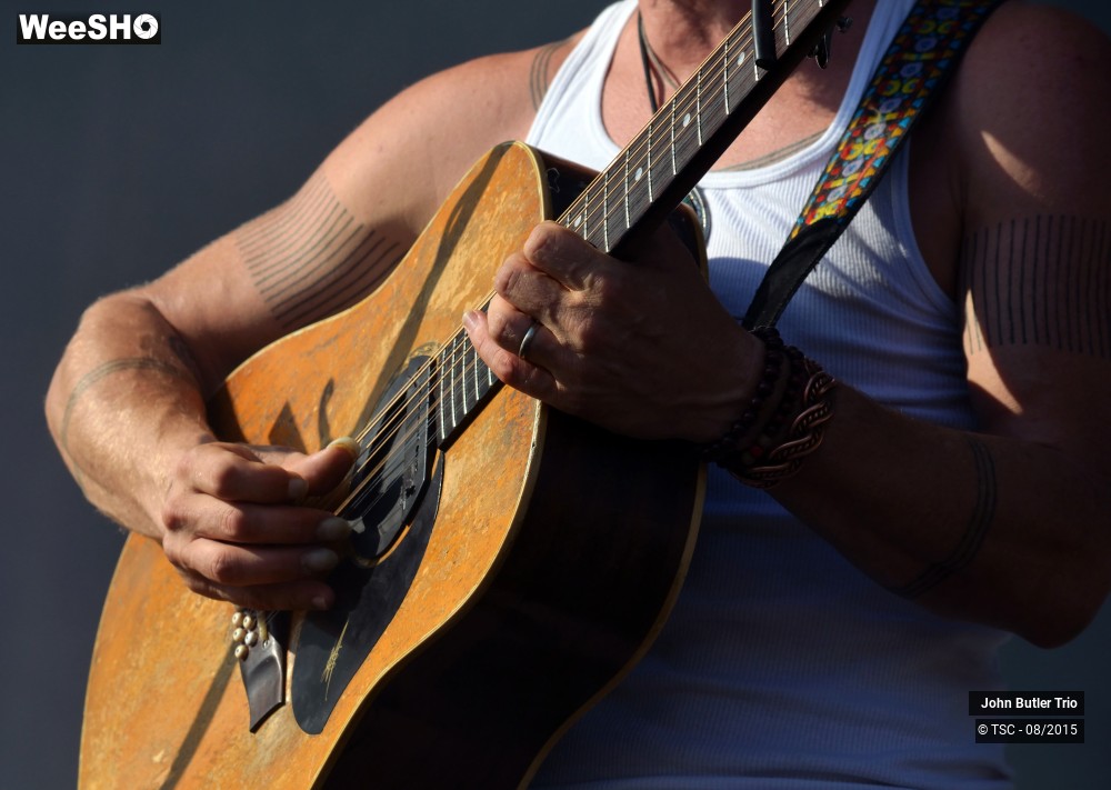 1/13 photos du spectacle John Butler trio