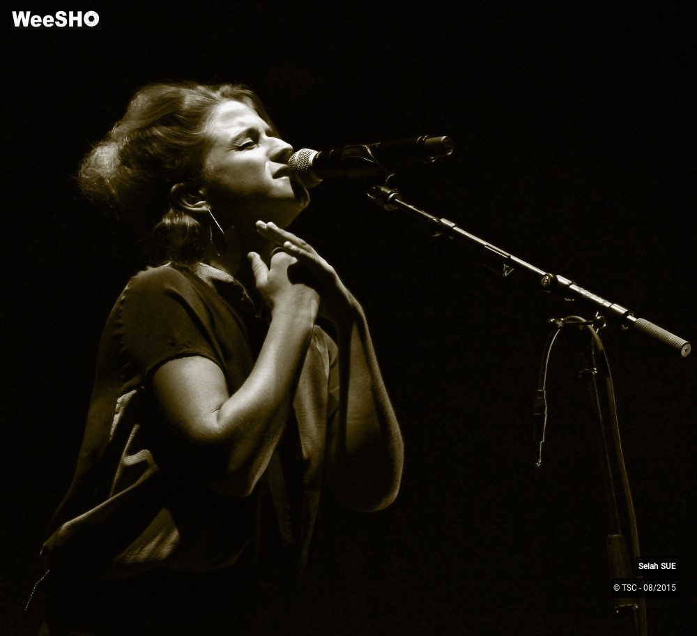 4/9 photos du spectacle Selah Sue