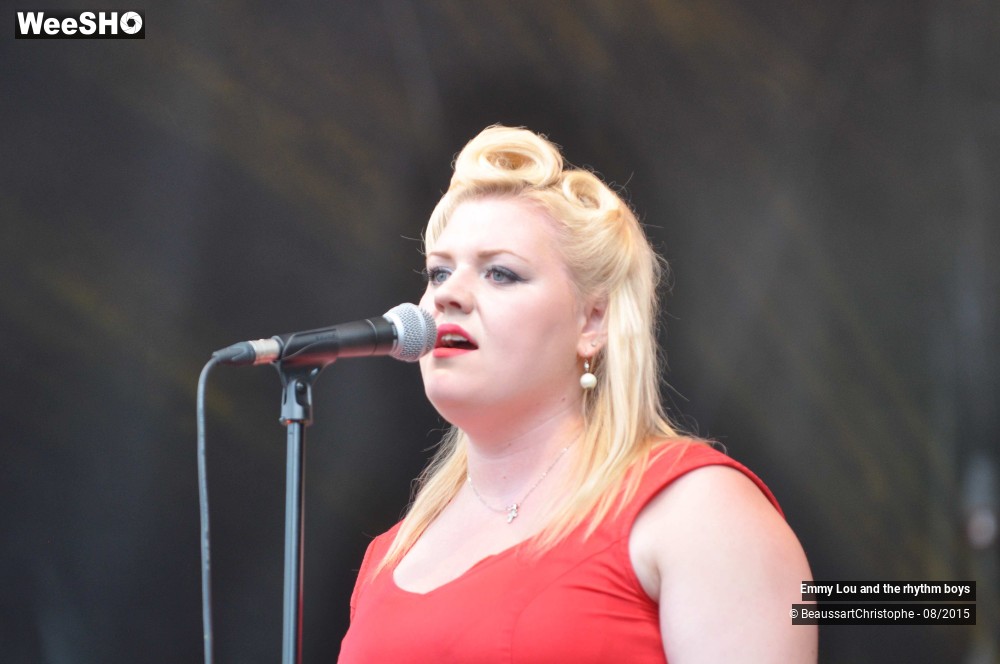 14/23 photos du spectacle Emmy Lou and the Rhythm Boys