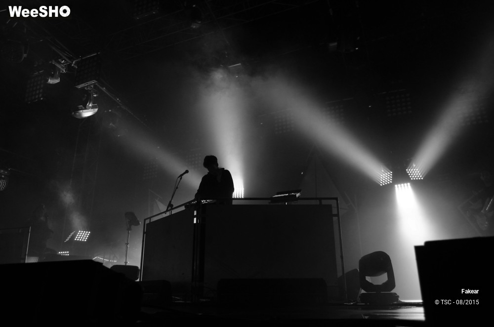 6/9 photos du spectacle Fakear