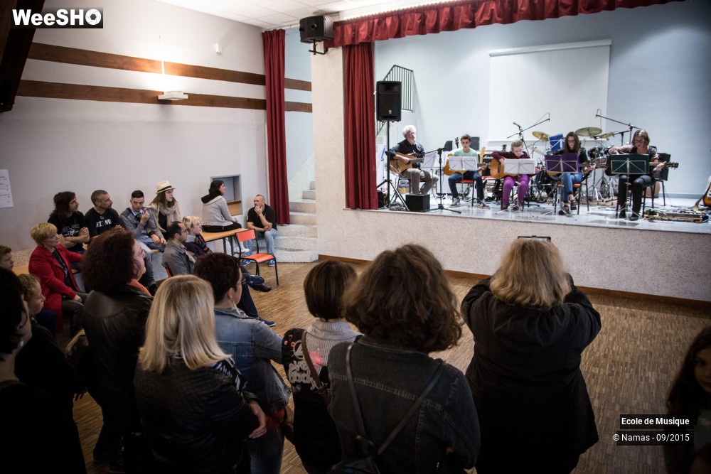 9/19 photos du spectacle Ecole de guitare