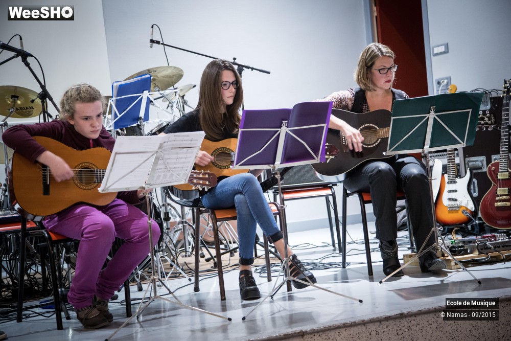 18/19 photos du spectacle Ecole de guitare
