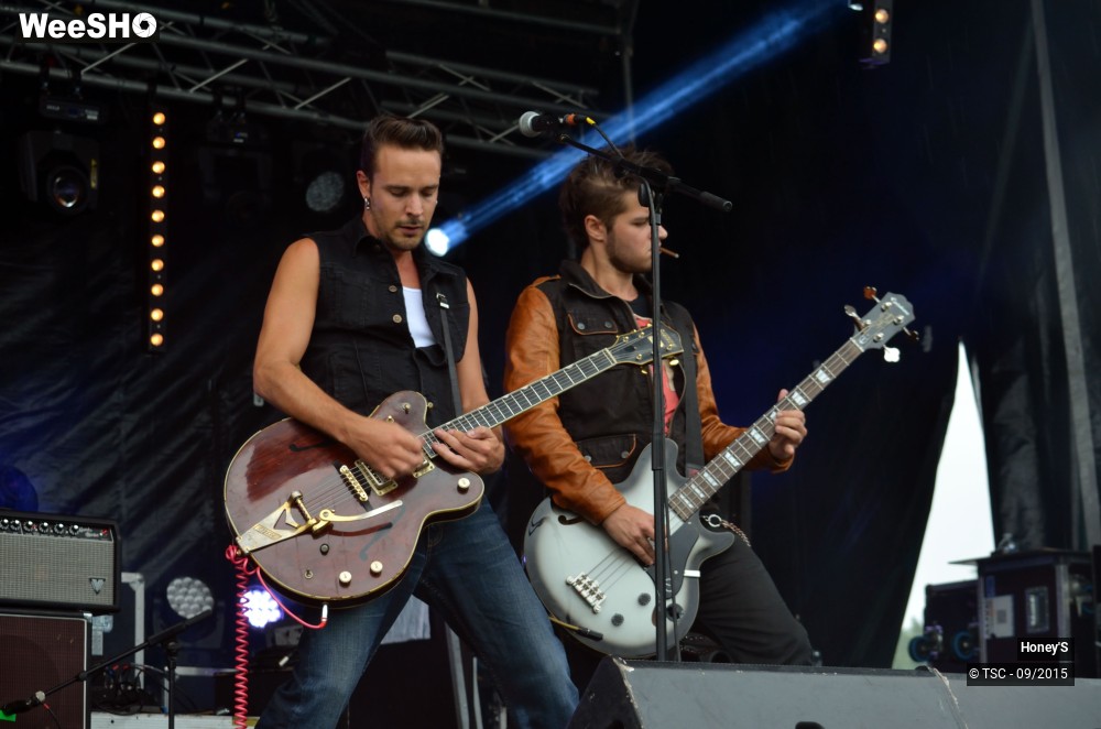 27/33 photos du spectacle Honey'S