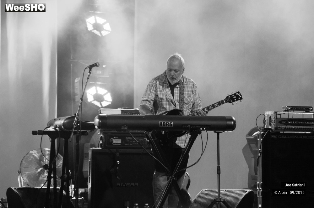 5/22 photos du spectacle Joe Satriani