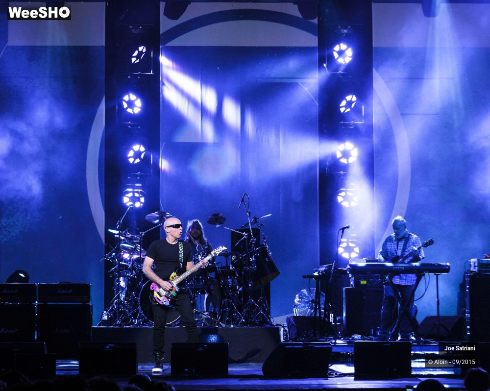 6/22 photos du spectacle Joe Satriani