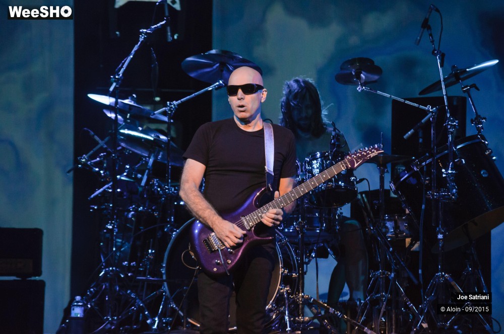 8/22 photos du spectacle Joe Satriani