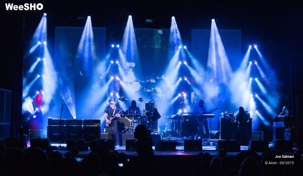 13/22 photos du spectacle Joe Satriani