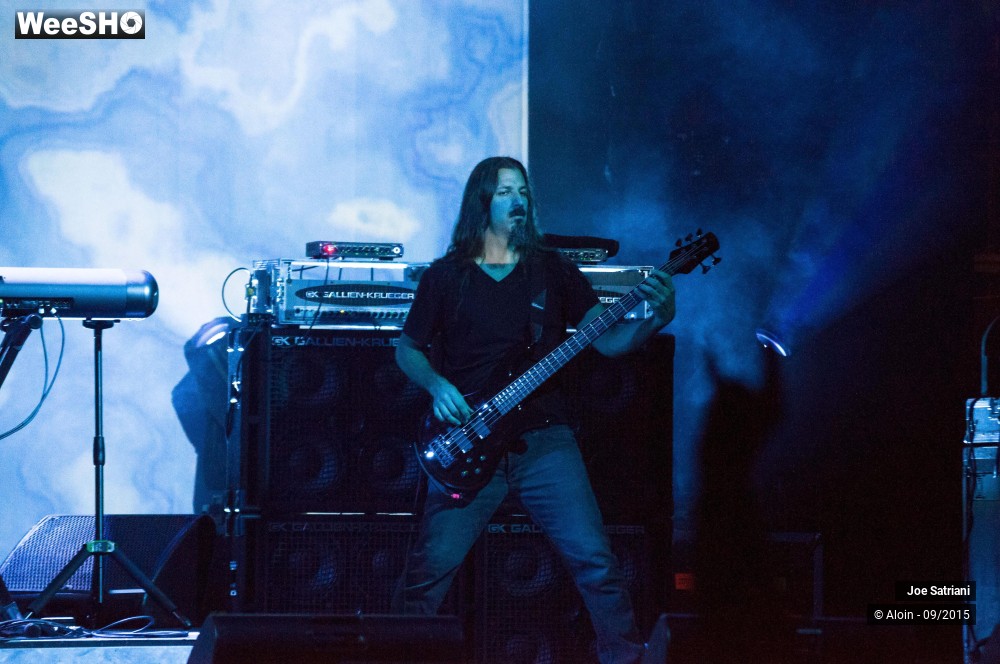 18/22 photos du spectacle Joe Satriani