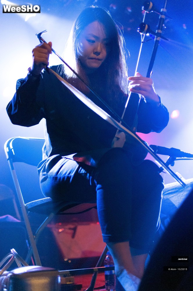 16/17 photos du spectacle Jambinai