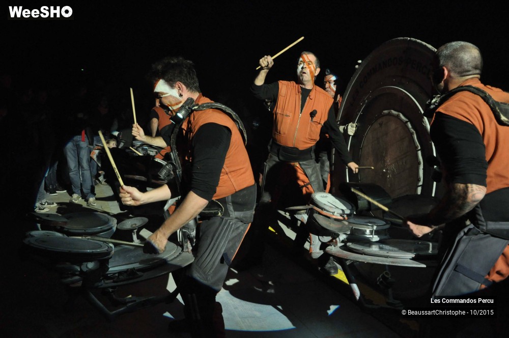 1/44 photos du spectacle Les Commandos Percu