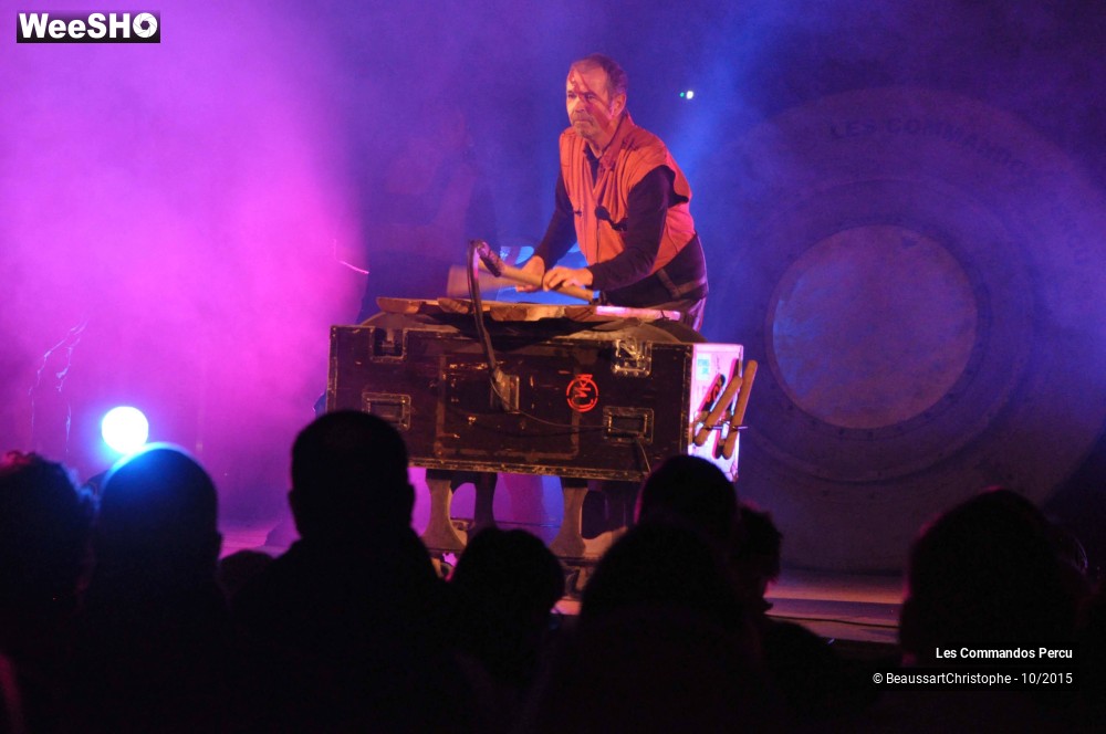 2/44 photos du spectacle Les Commandos Percu