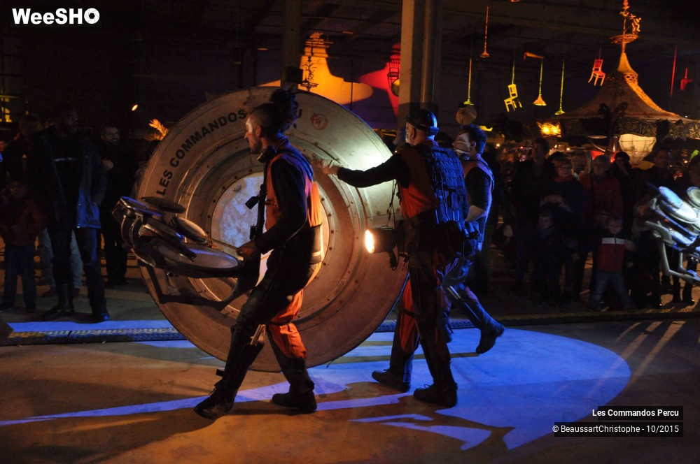 5/44 photos du spectacle Les Commandos Percu