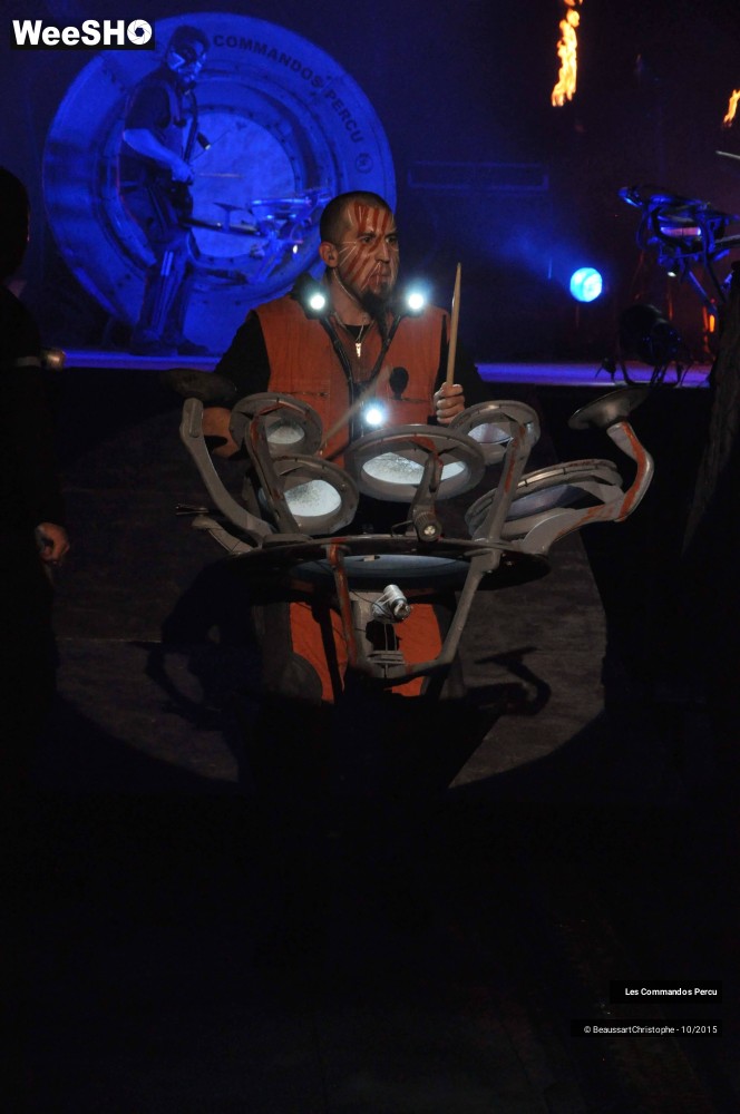 37/44 photos du spectacle Les Commandos Percu