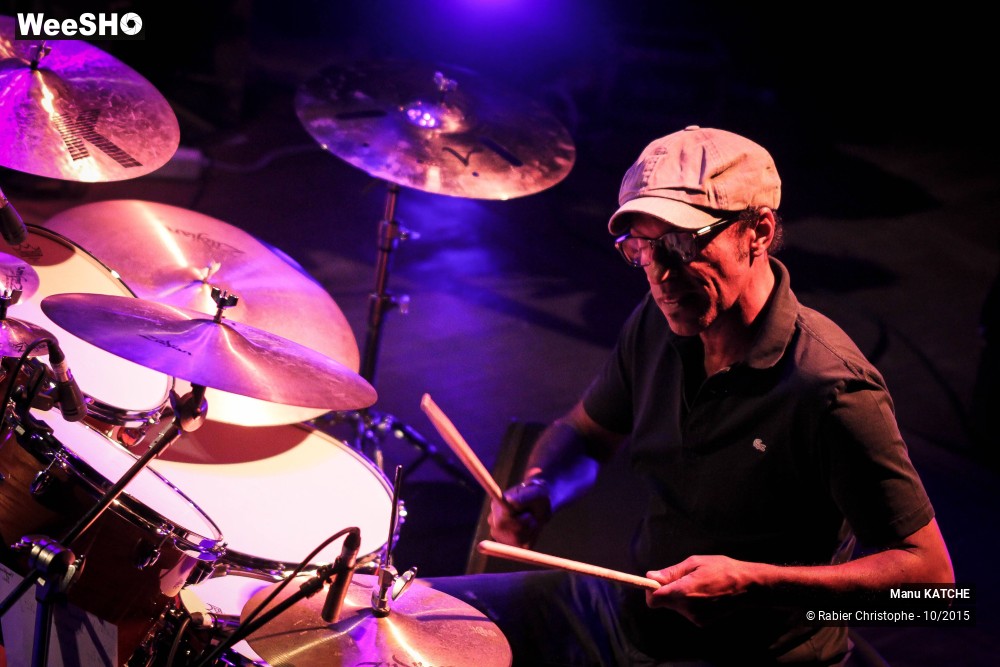 2/34 photos du spectacle Manu Katché