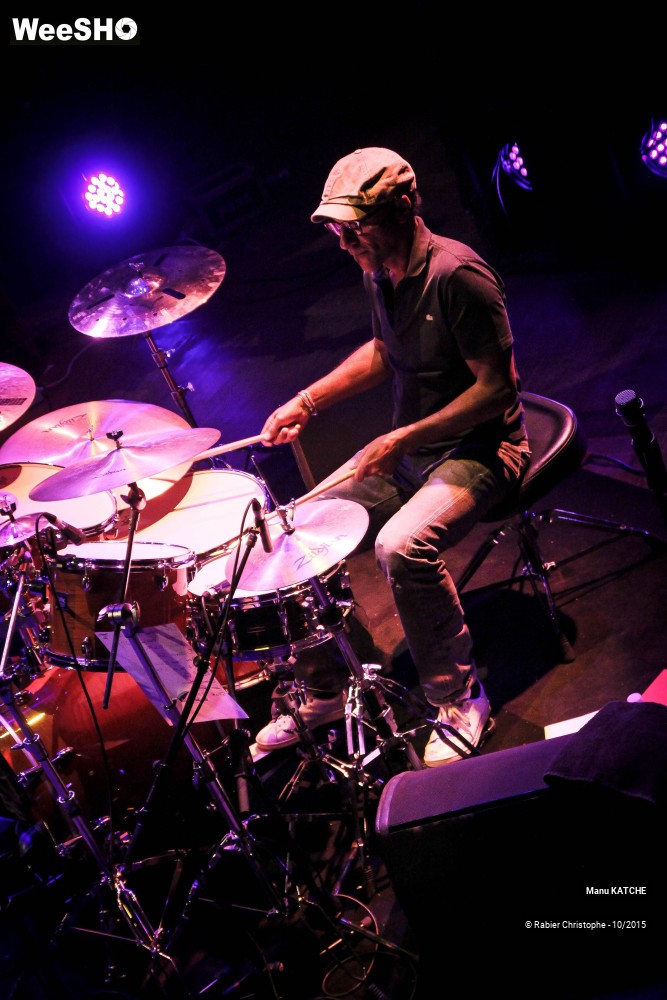 5/34 photos du spectacle Manu Katché