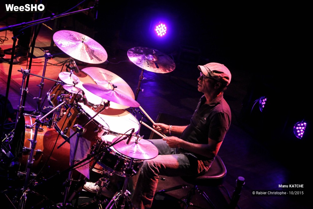 23/34 photos du spectacle Manu Katché