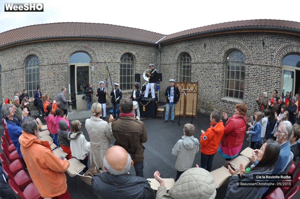 1/45 photos du spectacle La Fanfare Ric-Rac