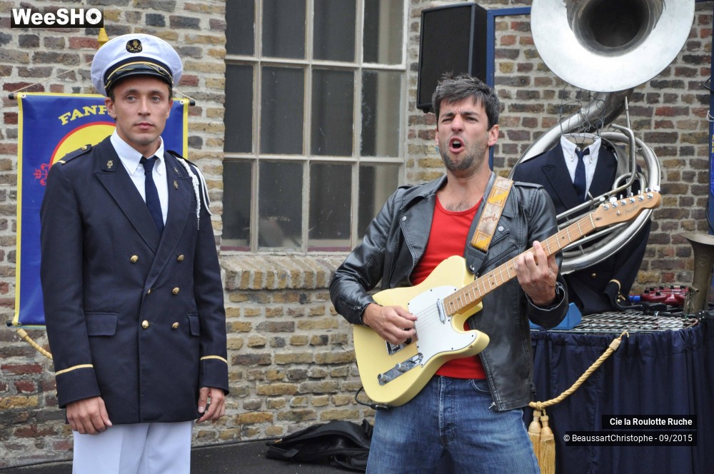 32/45 photos du spectacle La Fanfare Ric-Rac