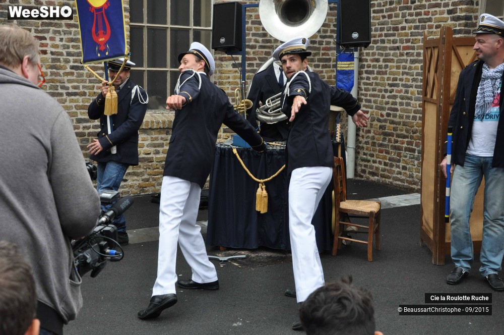 40/45 photos du spectacle La Fanfare Ric-Rac