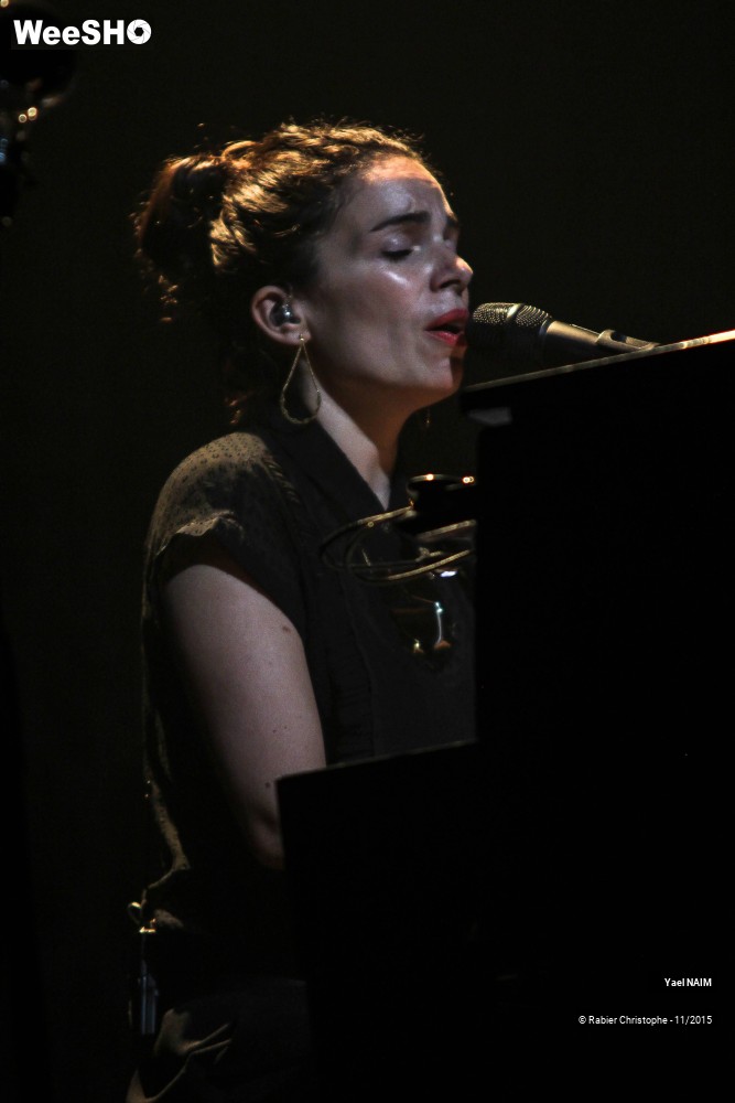 6/11 photos du spectacle Yael Naim