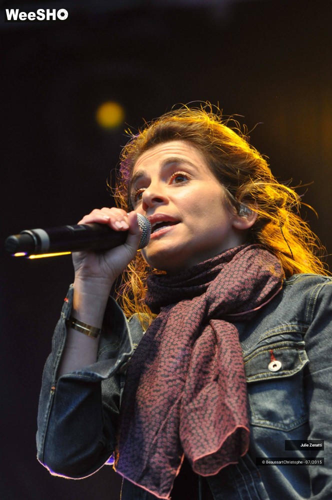 6/34 photos du spectacle Julie Zenatti