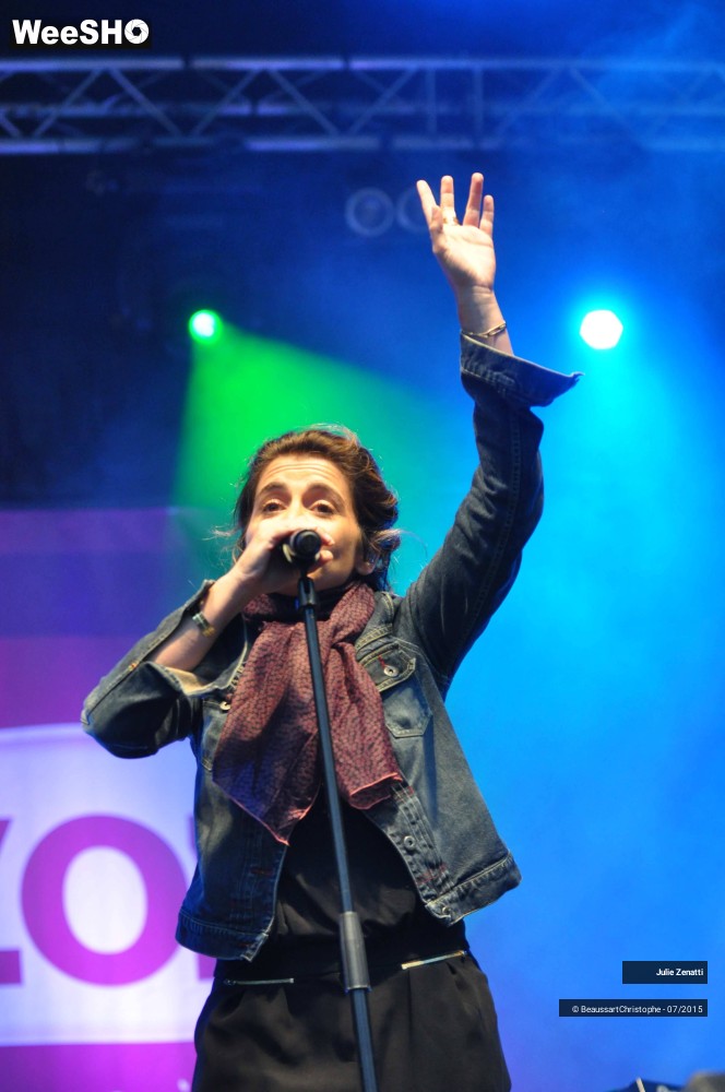 19/34 photos du spectacle Julie Zenatti
