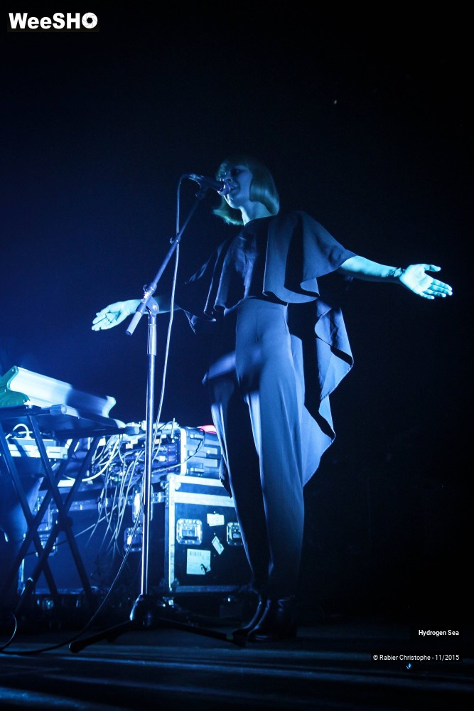 8/25 photos du spectacle Hydrogen Sea